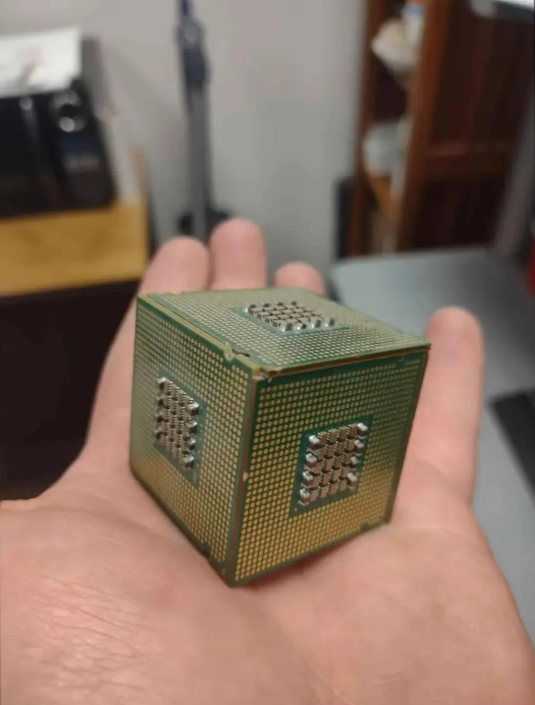 Intel Cube I 3