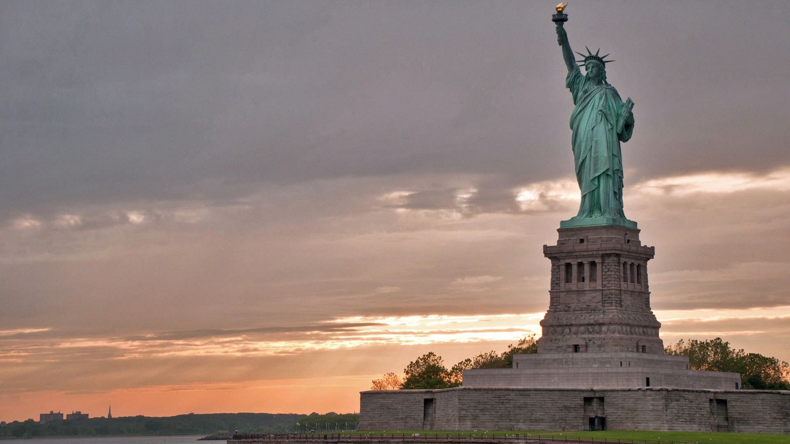 statue of liberty