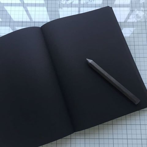 Notebook for 'dark theme' lovers