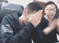 旭旭宝宝捂脸偷看惊讶表情包，张大嘴惊呼