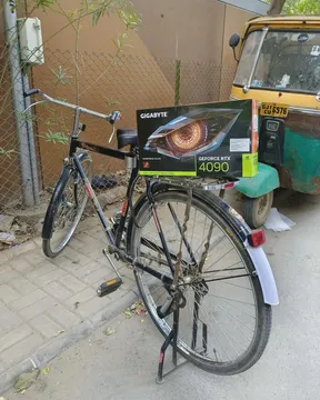 When Your RTX 4090 Gets The Economy Shipping Option