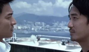 以前我没得选择现在我想选择做好人；对不起我是警察gif表情包
