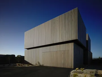 Average Linux User's House (No Windows Installed)