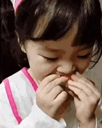 可爱的女孩纸00035-吃水果