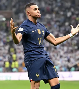Mbappe celebrate