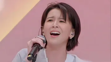 从被《心愿便利贴》吓出表情包到转身《篇章》无缝垫音曾沛慈杀疯了