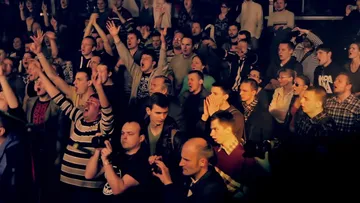 Clapping audience