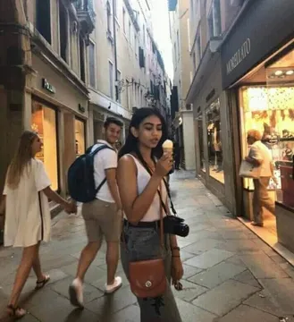 Distracted Boyfriend